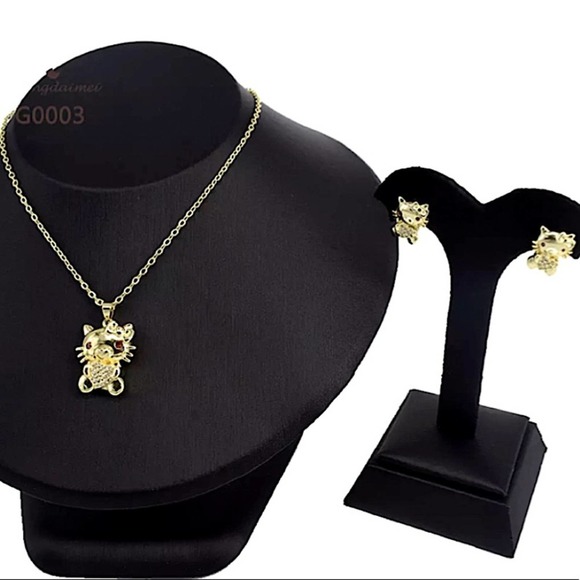 Gold 18K GP Hello Kitty Zircon Necklace Earrings Set - Picture 2 of 5